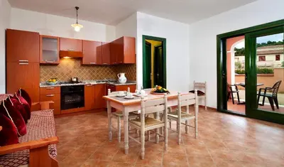 Cucina o angolo cottura di ISA-Apartments with air conditioning in Sos Alinos