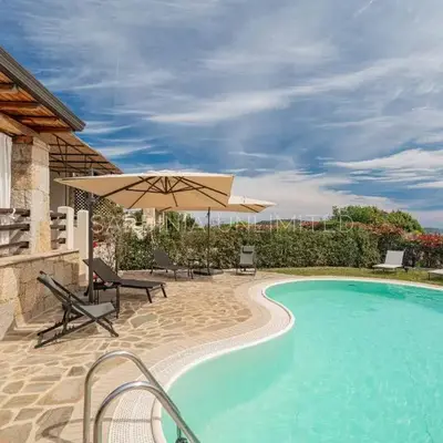 Villa Flor De Lis