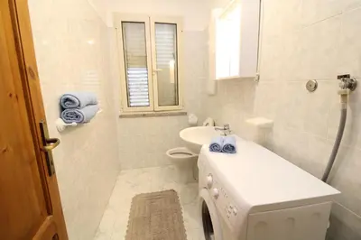Bagno di La Caletta Central