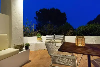 Area soggiorno di Villa con accesso privato alla spiaggia di Cala Brandinchi