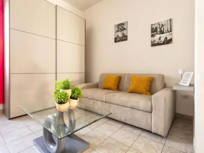 Area soggiorno di Apartment La Delfina by Interhome