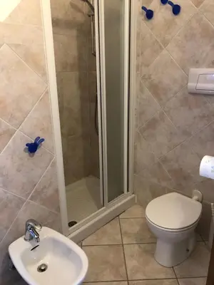 Bagno di Bilocale Miramare