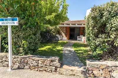 Giardino di Charming Le Dimore di Budoni 1 Bed Apt B4 sleeps 4