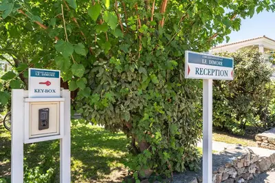 Giardino di Charming Le Dimore di Budoni 2 Bedroom Apt T6