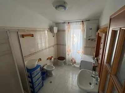 Bagno di Two bedrooms apartment in Orosei