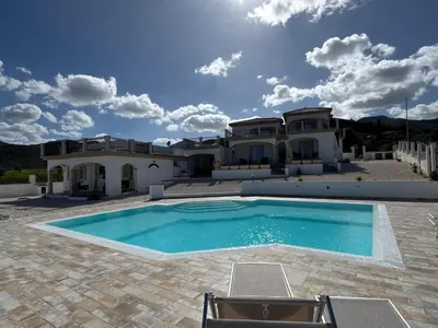 Piscina di Budoni residence Lutturai 3 o nelle vicinanze