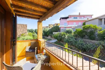 Balcone o terrazza di Villetta con idromassaggio e patio by Propertize