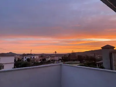 Alba o tramonto visti dall'interno della casa vacanze o dai dintorni