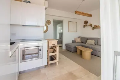 Cucina o angolo cottura di GuestHost - Amazing Apartment