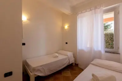 Planimetria di Villa Sandalia with private pool and Jacuzzi
