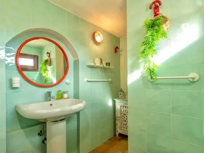 Bagno di Apartment 4 beds in Residence in Golfo Aranci just 150 mt from the sea