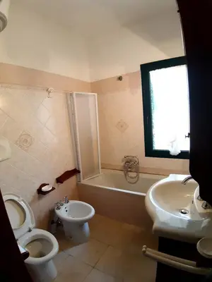 Bagno di La casa nel borgo, in a cozy charming village, 15 min to Beach, Small pets welcome