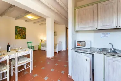 Cucina o angolo cottura di Chic Villa Antonina One Bedroom unit 6 sleeps 4