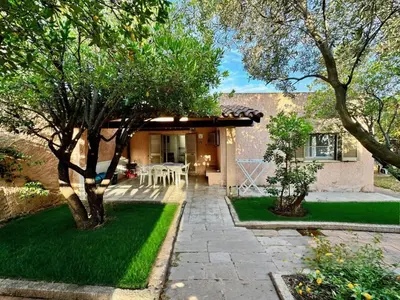 Giardino di Mirto Beachside Apartment - 2BR - Wi-Fi - AC - 100m from the Beach - BBQ - Parking