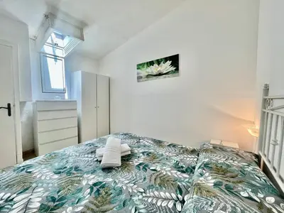 Letto o letti in una camera di Mirto Beachside Apartment - 2BR - Wi-Fi - AC - 100m from the Beach - BBQ - Parking