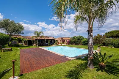 Piscina di Villa Silènis o nelle vicinanze