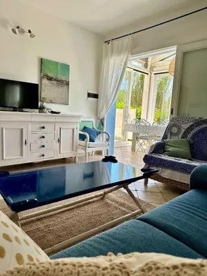 TV o dispositivi per l'intrattenimento presso Ca' Mirto, una villa vicino a spiagge da sogno