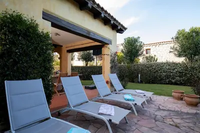 Giardino di Villa with Pool overlooking Tavolara - Porto San Paolo