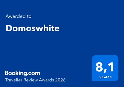 Certificato, attestato, insegna o altro documento esposto da Domoswhite