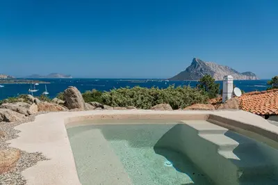 Paesaggio naturale nelle vicinanze della villa