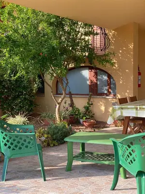 Giardino di Appartamento Pina Caletta sul mare