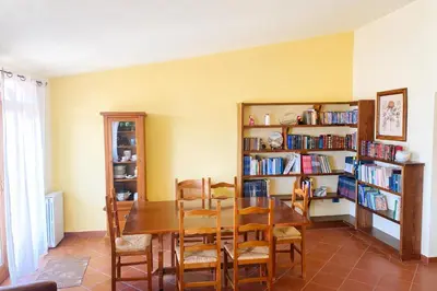 Biblioteca nell'appartamento