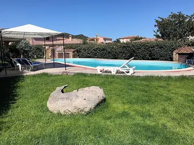 Piscina di CASA PISCINA Fois o nelle vicinanze