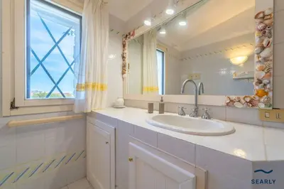 Bagno di Villa Fiordispina - By Searly