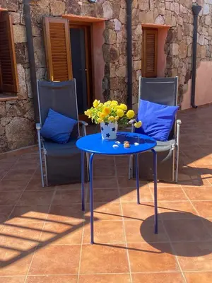Area soggiorno di apartment with sea access