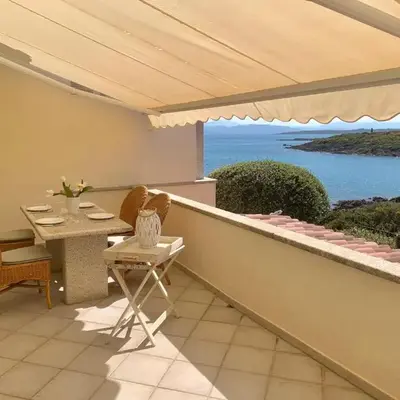 Luxury apartment Elicriso sea view with common swimming pool just 100 mt from the beach