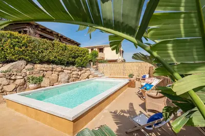 Piscina di Smart Appart Villa Patrizia o nelle vicinanze