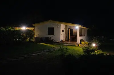 Giardino di Casa Adry tra mare e campagna