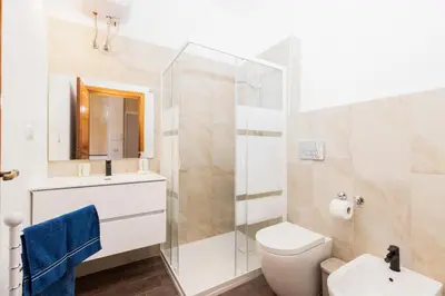 Bagno di Nordlys Apartment - A due passi dal lungomare -