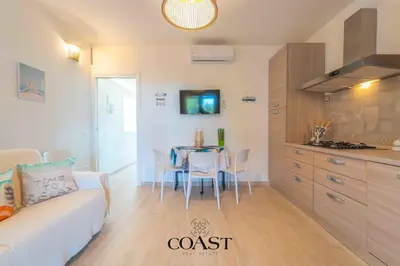Cucina o angolo cottura di Olbia Country Retreat- AC, WiFi, Doccia esterna