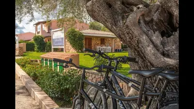 Giardino di Outstanding Residenze Gallura 2Bedrm sleep 6 plus possible additional Child bed