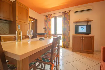 Cucina o angolo cottura di La Caletta 3