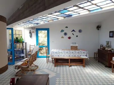 Area soggiorno di Beachfront villa, right ON SAND!
