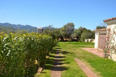 Giardino di FTA-BEL01apt 6 pax vicino al mare