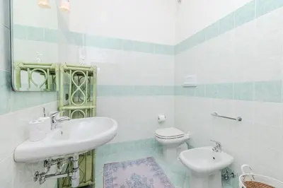 Bagno di Delizioso Appartamento San Teodoro Lu Fraili