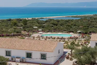 Paesaggio naturale nelle vicinanze della casa vacanze