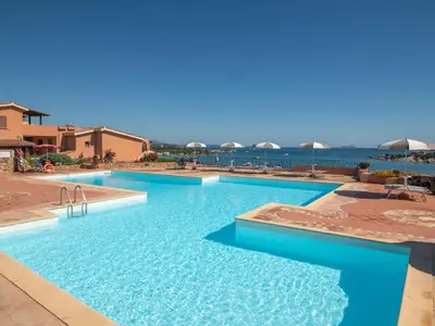 Piscina di Apartment Mono 0-8-M Marineledda by Interhome o nelle vicinanze
