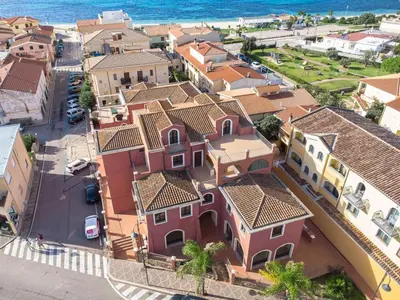Vista generica sul mare o vista sul mare dall'interno della casa vacanze