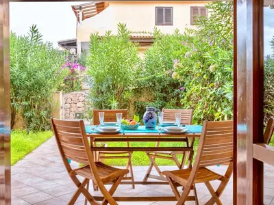 Giardino di Apartments in Baia de Bahas Golfo di Marinella