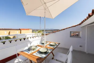 Balcone o terrazza di Romantic Apartment with Terrace by Wonderful Italy