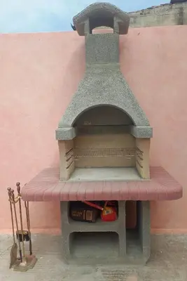 Attrezzature per barbecue disponibili per gli ospiti dell'appartamento