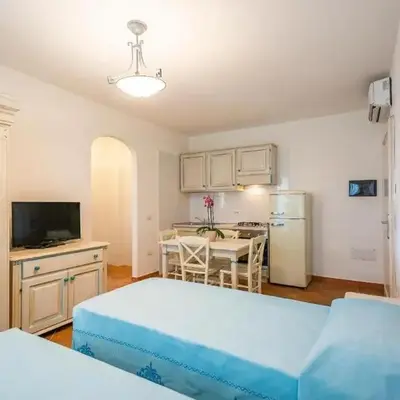 Charming Baia Marina apartment with Stunning View 1 bedroom apartment sleeps 4