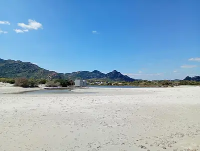 Paesaggio naturale nelle vicinanze della casa vacanze