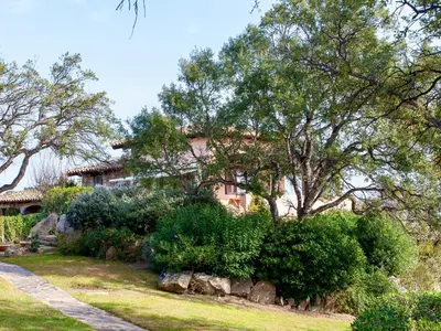 Giardino di Villa Briziola - Puntaldia - vista mare e giardino