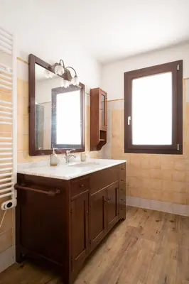 Bagno di Villa Olivastro by Klodge