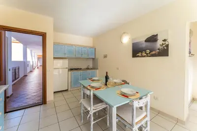Cucina o angolo cottura di Relaxing BaiaDeBahas 1BedApt Bilo4 sleeps4 SeaView